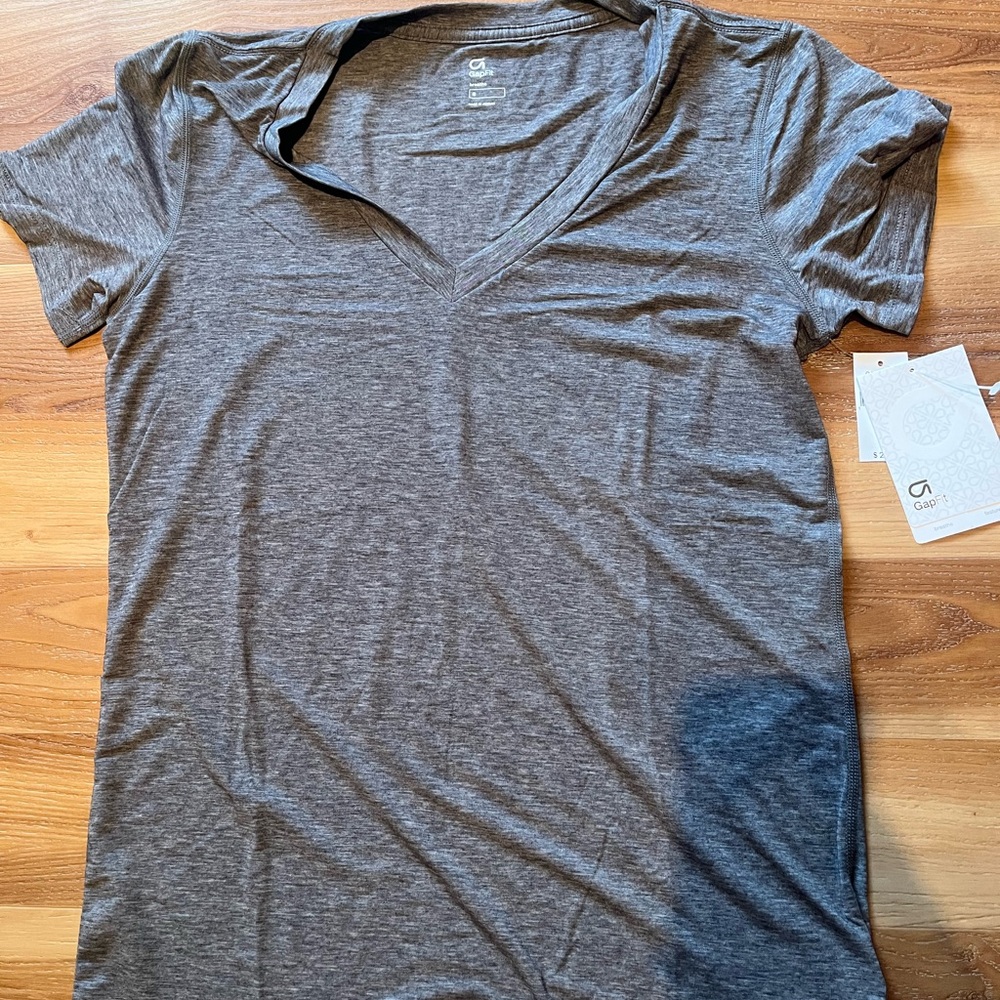 GAPfit Active Wear Heather Gray V- Neck Tee, S, NWT